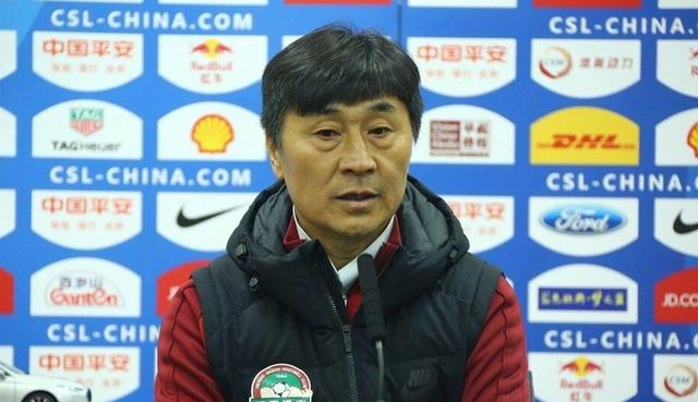 事件帕尔默训练出现状况，替补出战以防万一切尔西将在今天稍后和布莱顿展开一场较量，帕尔默今天会坐在替补席上。